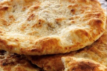 Peshwari kulcha