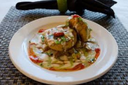 Kurkuri Aloo Tikki Chaat