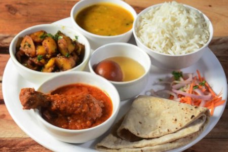 Non-vegetarian thali