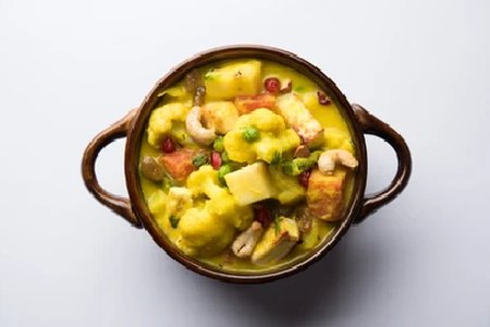 NAVARATHNA KORMA