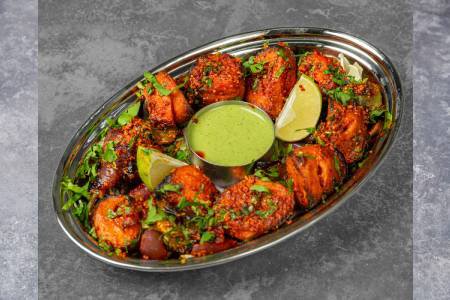 ACHARI SOYA CHAAP TIKKA