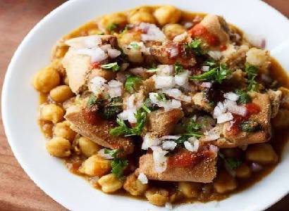 3. Samosa Chaat